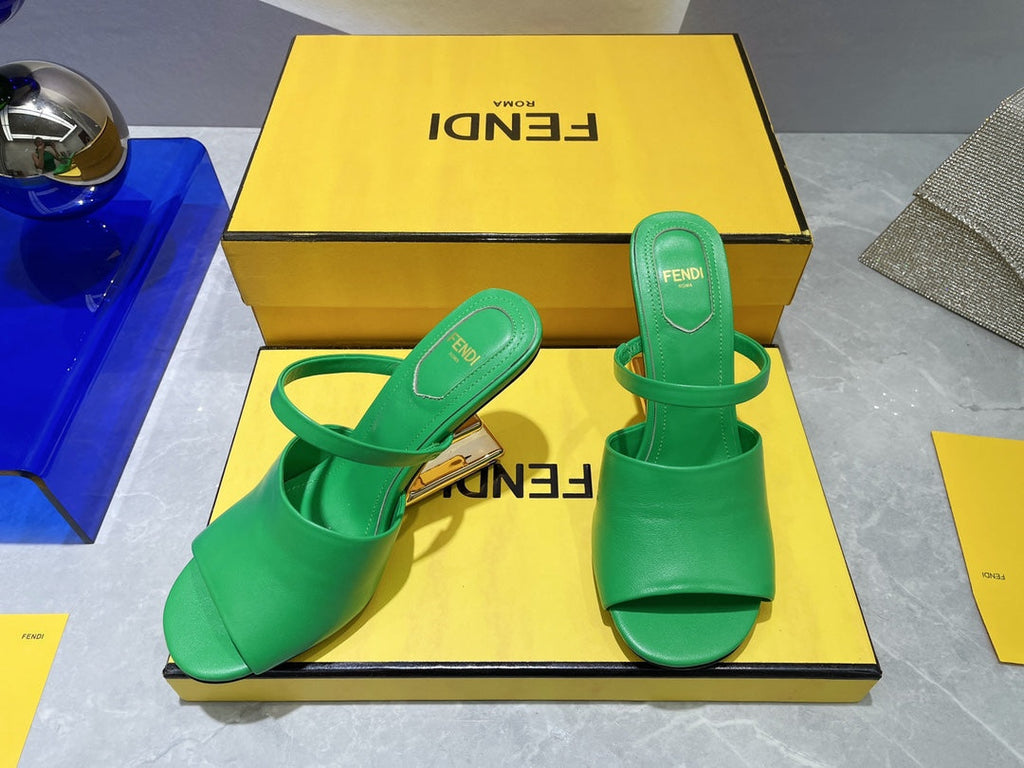 FENDI FIRST 95 MM HIGH-HEELED SANDAL IN EMERAKD GREEN LAMBSKIN GOLD HARDWARE