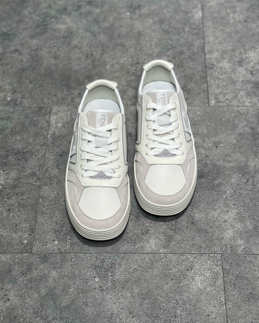 FEN Sneakers
